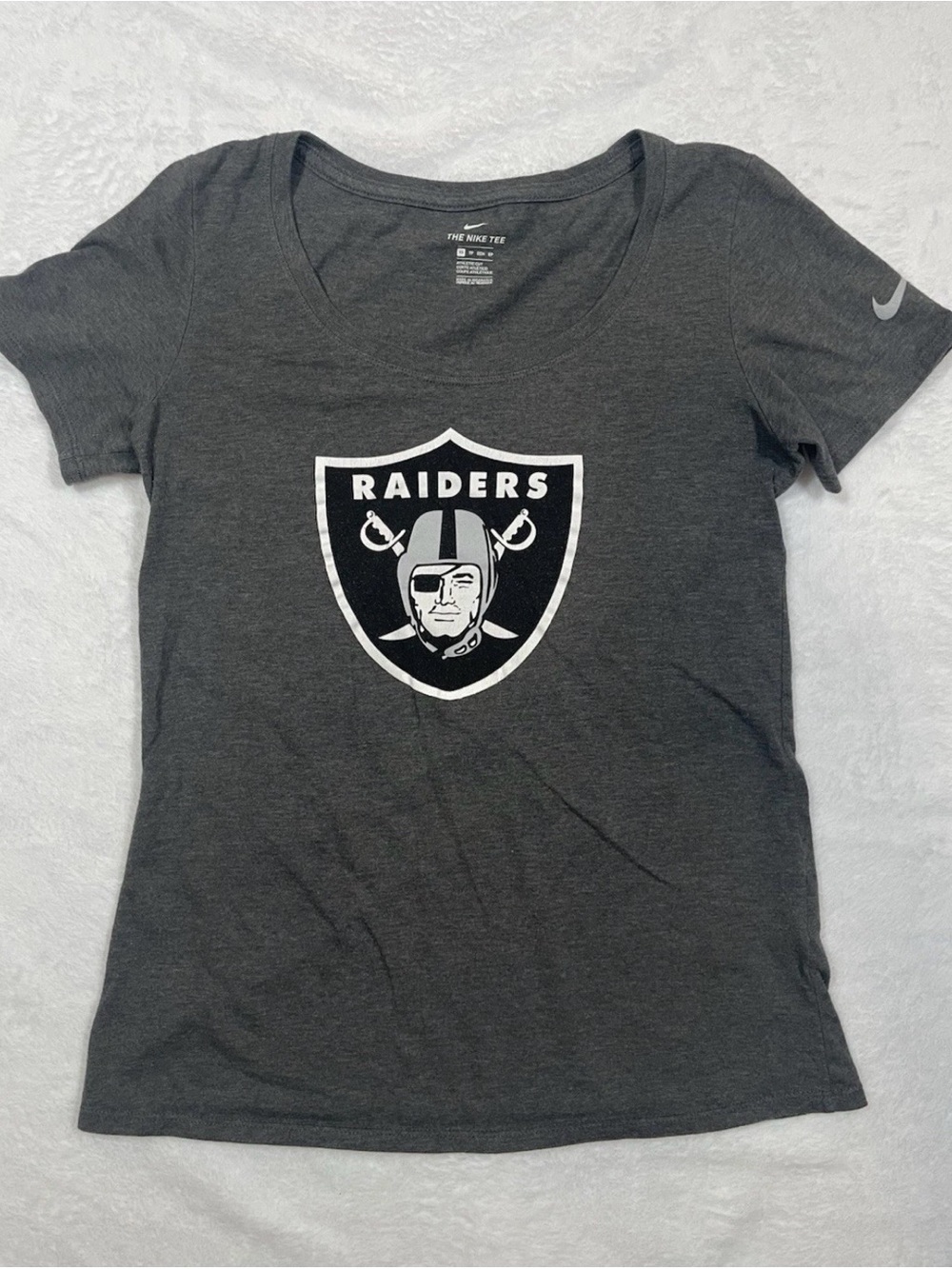 Nike Women’s Raiders Dark Gray Scoop Neck Tee
